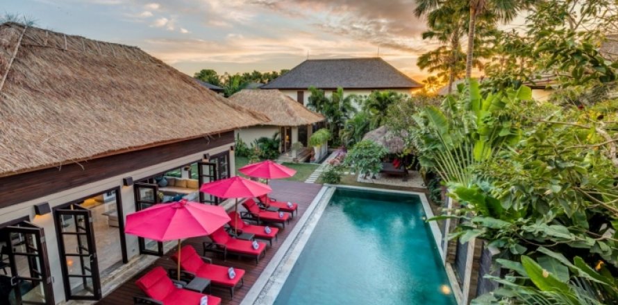 Вилла с 4 спальнями в Seminyak, Бадунг, Индонезия № 780