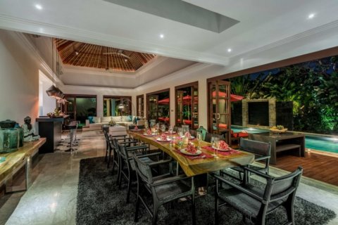 Вилла с 4 спальнями в Seminyak, Бадунг, Индонезия № 780 13
