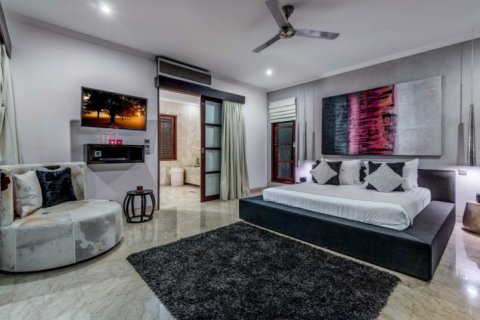 Вилла с 4 спальнями в Seminyak, Бадунг, Индонезия № 780 9