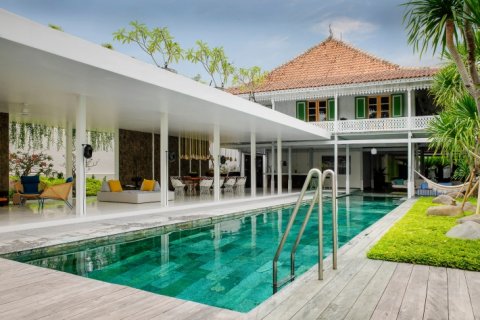5 bedrooms Villa in Seminyak, Badung, Indonesia No. 785