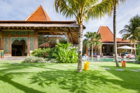 Вилла с 7 спальнями в Canggu, Бадунг, Индонезия № 786 26