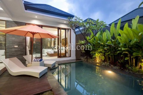 Вилла с 29 спальнями в Seminyak, Бадунг, Индонезия № 273 3