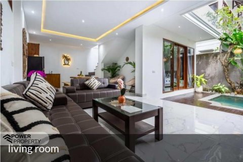 3 bedrooms Villa in Seminyak, Badung, Indonesia No. 274 2