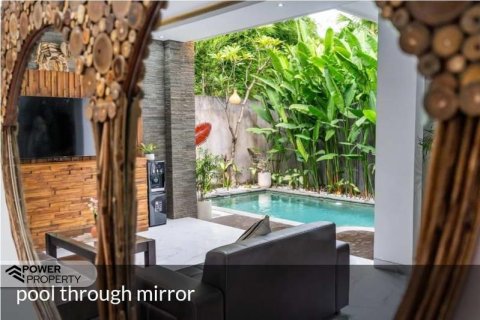 3 bedrooms Villa in Seminyak, Badung, Indonesia No. 274 10
