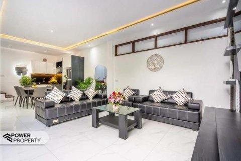 3 bedrooms Villa in Seminyak, Badung, Indonesia No. 274 24