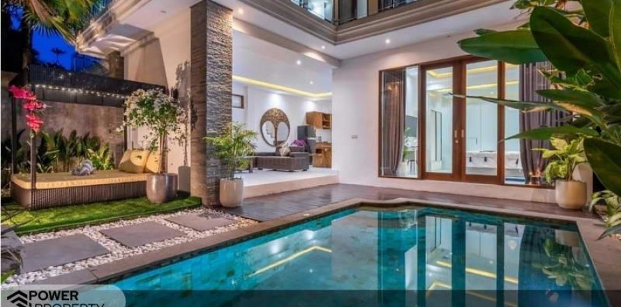 3 bedrooms Villa in Seminyak, Badung, Indonesia No. 274