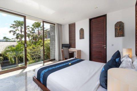 4 bedrooms Villa in Seminyak, Badung, Indonesia No. 1137 26
