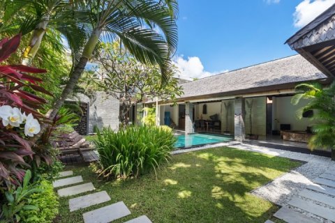 4 bedrooms Villa in Seminyak, Badung, Indonesia No. 1137 7
