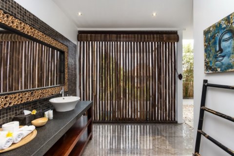 4 bedrooms Villa in Seminyak, Badung, Indonesia No. 1137 29