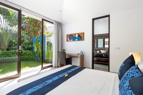 4 bedrooms Villa in Seminyak, Badung, Indonesia No. 1137 18