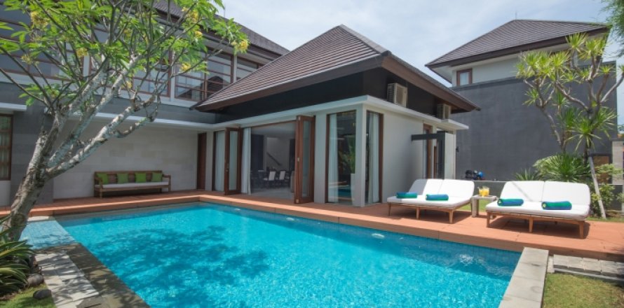 Вилла с 3 спальнями в Seminyak, Бадунг, Индонезия № 1136