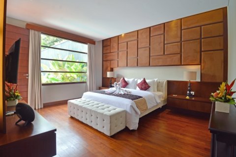 Вилла с 3 спальнями в Seminyak, Бадунг, Индонезия № 1136 10
