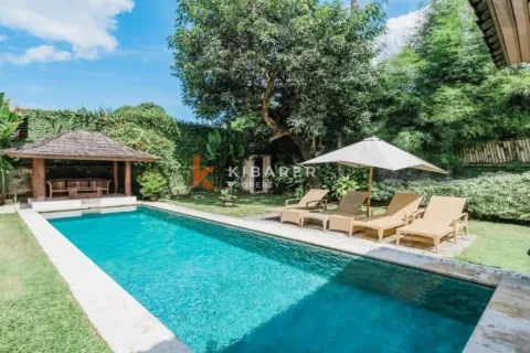 4 bedrooms Villa in Seminyak, Badung, Indonesia No. 11976 5