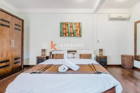 4 bedrooms Villa in Seminyak, Badung, Indonesia No. 11976 13
