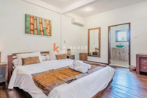 4 bedrooms Villa in Seminyak, Badung, Indonesia No. 11976 14