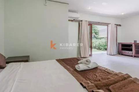4 bedrooms Villa in Seminyak, Badung, Indonesia No. 11976 19