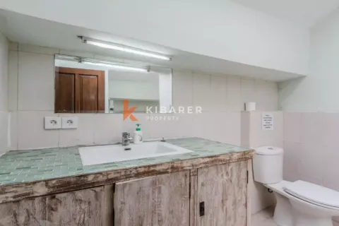 4 bedrooms Villa in Seminyak, Badung, Indonesia No. 11976 21