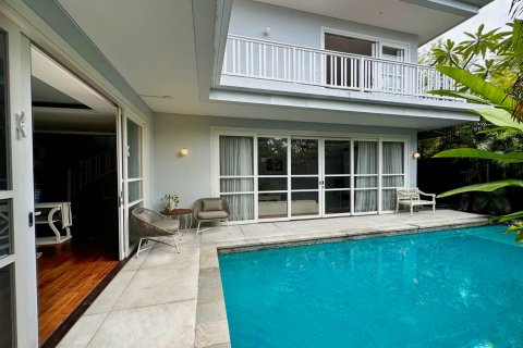 Studio Villa in Badung, Indonesia No. 13691