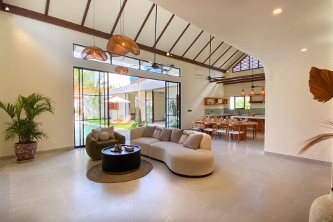 350m2 Villa in Kerobokan, Badung, Indonesia No. 13696 6