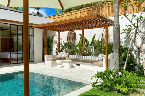 350m2 Villa in Kerobokan, Badung, Indonesia No. 13696 5