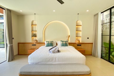 350m2 Villa in Kerobokan, Badung, Indonesia No. 13696 14