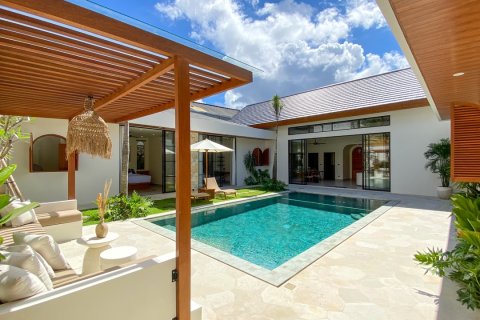 350m2 Villa in Kerobokan, Badung, Indonesia No. 13696 2