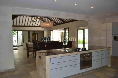 Вилла с 6 спальнями в Canggu, Бадунг, Индонезия № 482 11