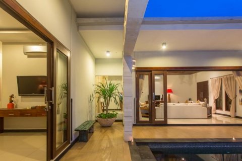 Вилла с 3 спальнями в Seminyak, Бадунг, Индонезия № 1437 17