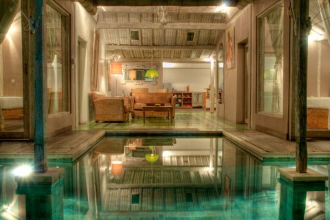 2 bedrooms Villa in Seminyak, Badung, Indonesia No. 11352 11
