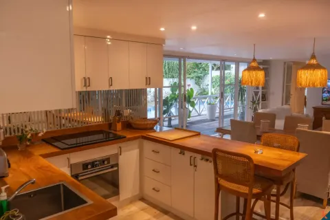 4 bedrooms Villa in Pererenan, Mengwi, Badung, Indonesia No. 13103 6
