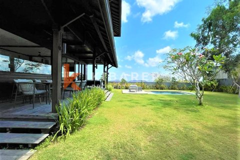 3 bedrooms Villa in South Kuta, Badung, Indonesia No. 13145 6