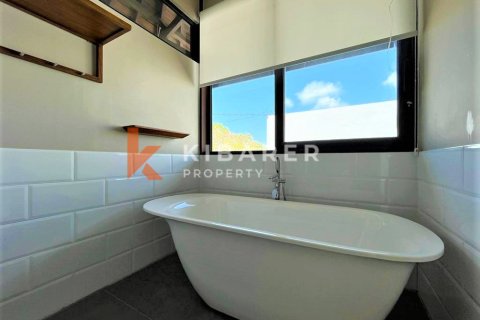 3 bedrooms Villa in South Kuta, Badung, Indonesia No. 13145 16
