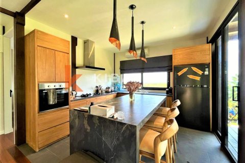 3 bedrooms Villa in South Kuta, Badung, Indonesia No. 13145 2