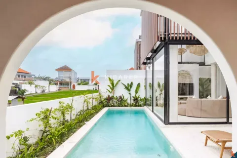3 bedrooms Villa in Tibubeneng, Badung, Indonesia No. 13143 3