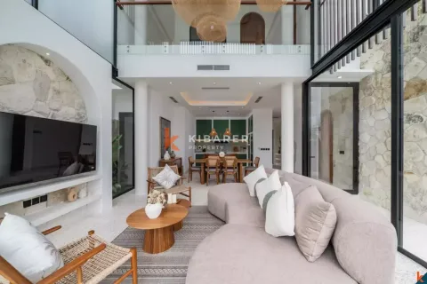 3 bedrooms Villa in Tibubeneng, Badung, Indonesia No. 13143 6