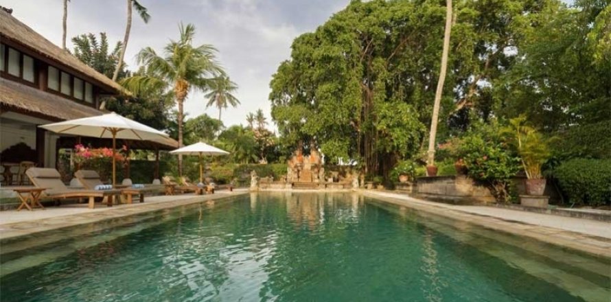 6 bedrooms Villa in South Denpasar, Denpasar, Indonesia No. 638