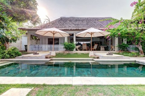 Вилла с 7 спальнями в Seminyak, Бадунг, Индонезия № 640 24