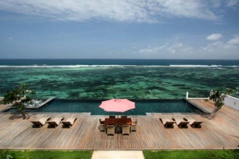 Вилла с 4 спальнями в Nusa Dua, Бадунг, Индонезия № 634