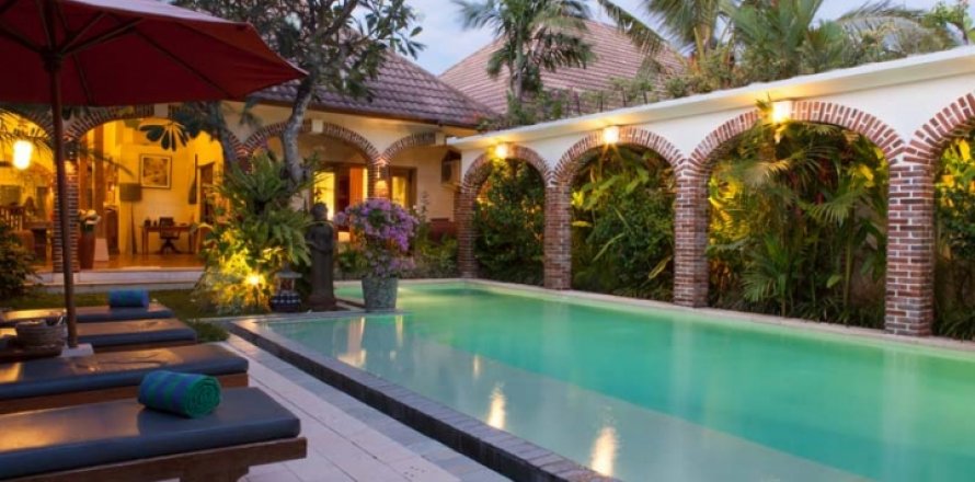 Вилла с 3 спальнями в Seminyak, Бадунг, Индонезия № 997