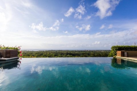 4 bedrooms Villa in South Kuta, Badung, Indonesia No. 999 3