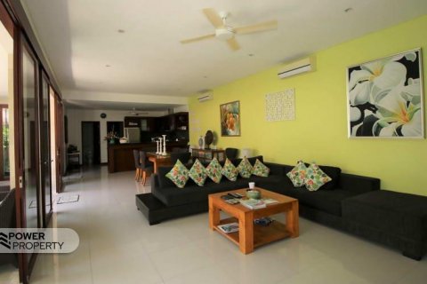 3 bedrooms Villa in Canggu, Badung, Indonesia No. 7655 11