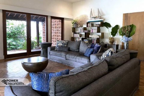 5 bedrooms Villa in Canggu, Badung, Indonesia No. 7654 16