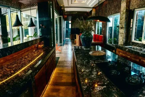 Вилла с 4 спальнями в Canggu, Бадунг, Индонезия № 12773 8