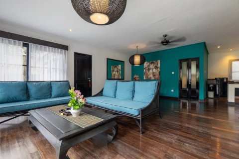 2 bedrooms Villa in Seminyak, Badung, Indonesia No. 8507 3