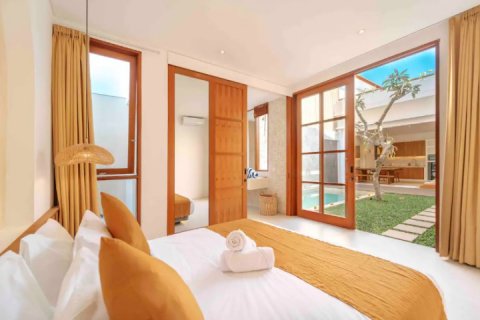 Вилла с 5 спальнями в Canggu, Бадунг, Индонезия № 8504 17