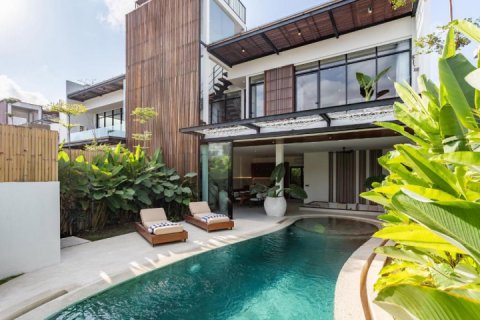 3 bedrooms Villa in Canggu, Badung, Indonesia No. 8506