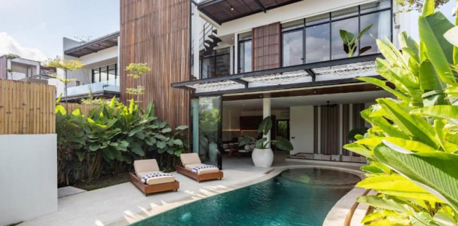 3 bedrooms Villa in Canggu, Badung, Indonesia No. 8506