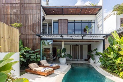 3 bedrooms Villa in Canggu, Badung, Indonesia No. 8506 2
