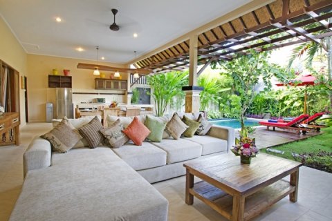 Вилла с 2 спальнями в Seminyak, Бадунг, Индонезия № 1701 10