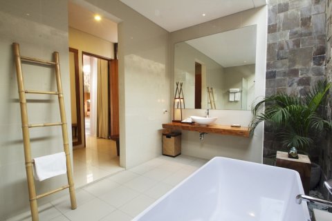 2 bedrooms Villa in Seminyak, Badung, Indonesia No. 1703 11